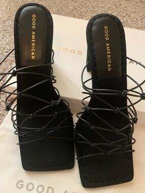 Good American Black Multi-Strap Square-Toe Heeled Mules